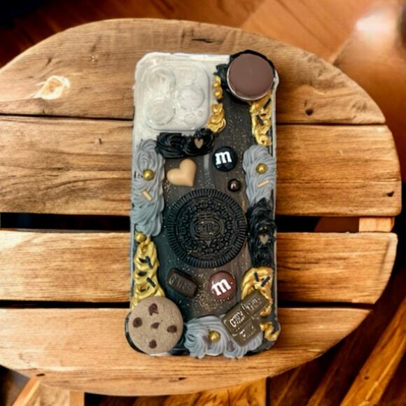 ⤵️Chocolate IPhone Case Cream Glue Handmade Case For IPhone 13 ProMax | Decoden - Picture 4 of 8